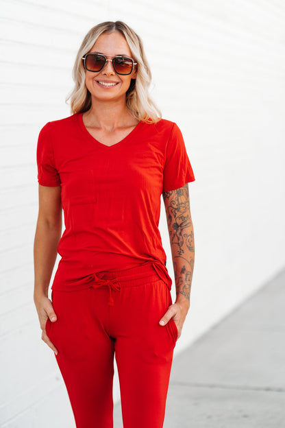 MAMA V-NECK- Red