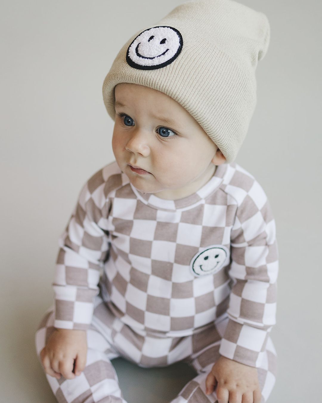 Checkered Smiley Lounge Set | Latte