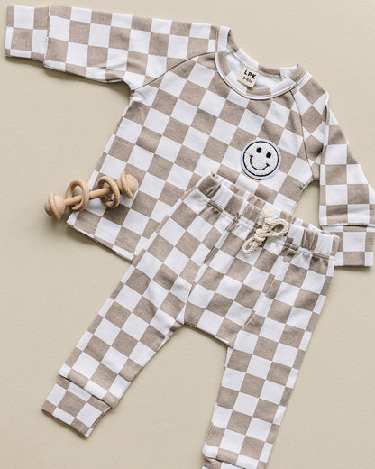 Checkered Smiley Lounge Set | Latte